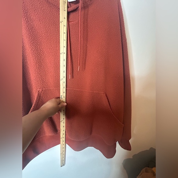 NIKE Women’s Plush Sherpa Burnt Orange Hoodie - Picture 3 of 5